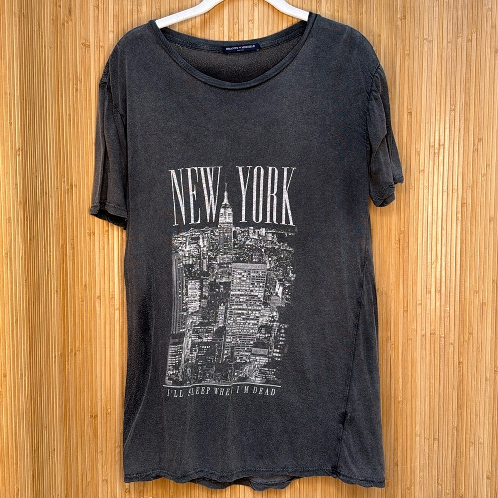 Brandy Melville Oversized New York Graphic Tee